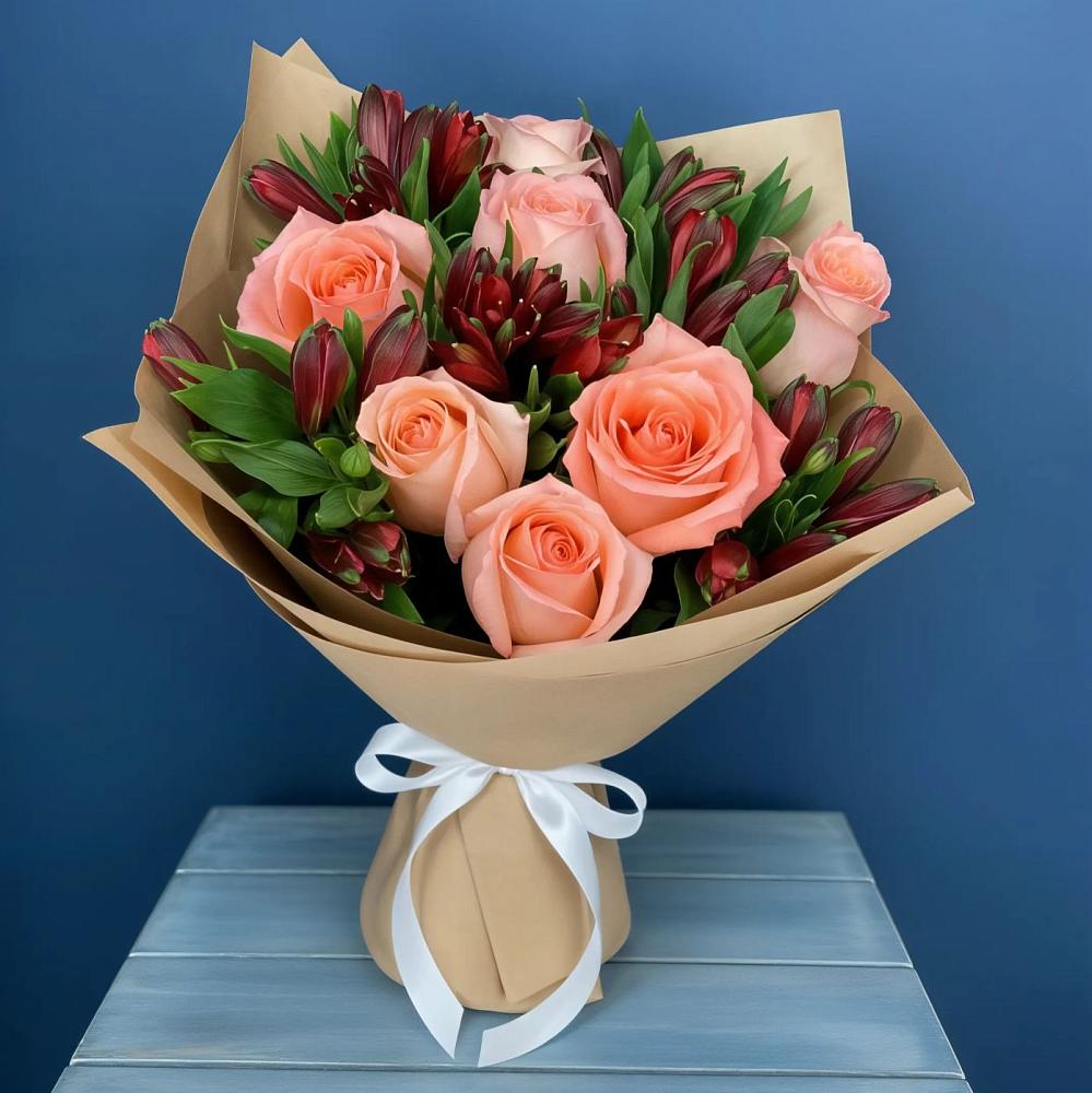 Букет цветов из: Розы и Альстромерии в Белосельском