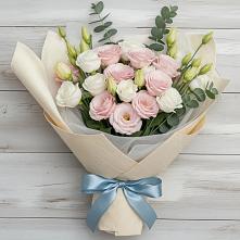 Букет цветов из:  Лизиантусы в Белосельском