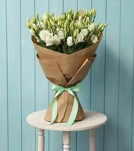 Букет цветов из:  Лизиантусы в Белосельском