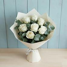 Букет Белые розы в Эвкалипте в Белосельском