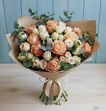 Букет цветов из:  Альстромерии и Розы #REPLACE_PRED# Белосельском