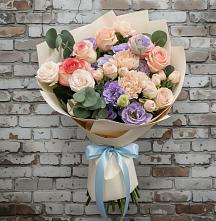Букет цветов из:  Розы, Лизиантусы и Гвоздики #REPLACE_PRED# Белосельском
